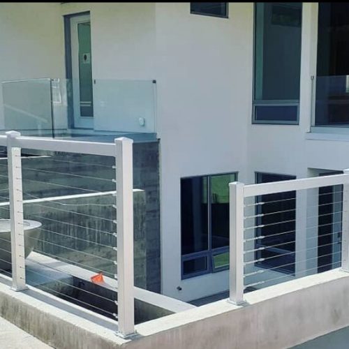 Aluminum Railing With Cable