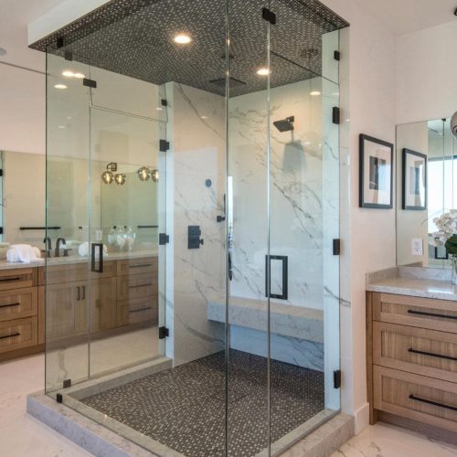 Steam Shower With Dual Entrance